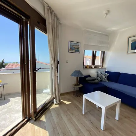 Holiday home Charming Ira With Pool