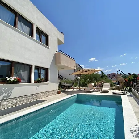 Charming Ira With Pool * Krk Town